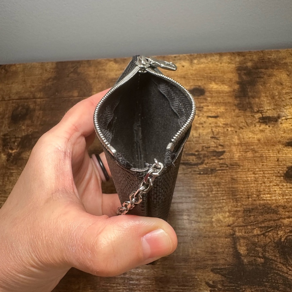 Louis Vuitton Damier Graphite Key Pouch - Picture 8 of 16